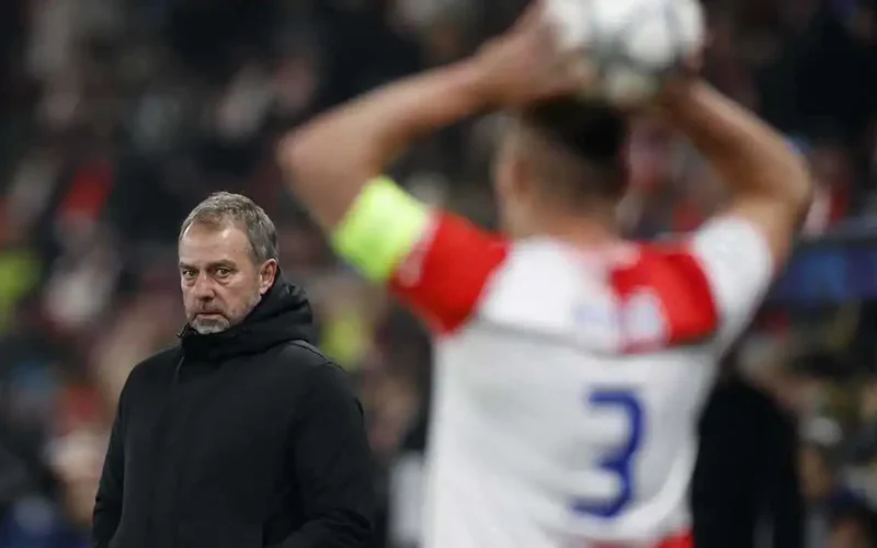 إصابة قوية لبيدري.. رد فعل مدرب برشلونة هانز فليك يثير القلق وجدل المشجعين